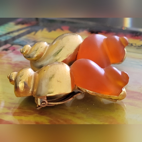 Vintage Designer-Orange and Gold Conch Earrings, by Christian Dior-2 " L X 1-1/4 - Picture 16 of 16